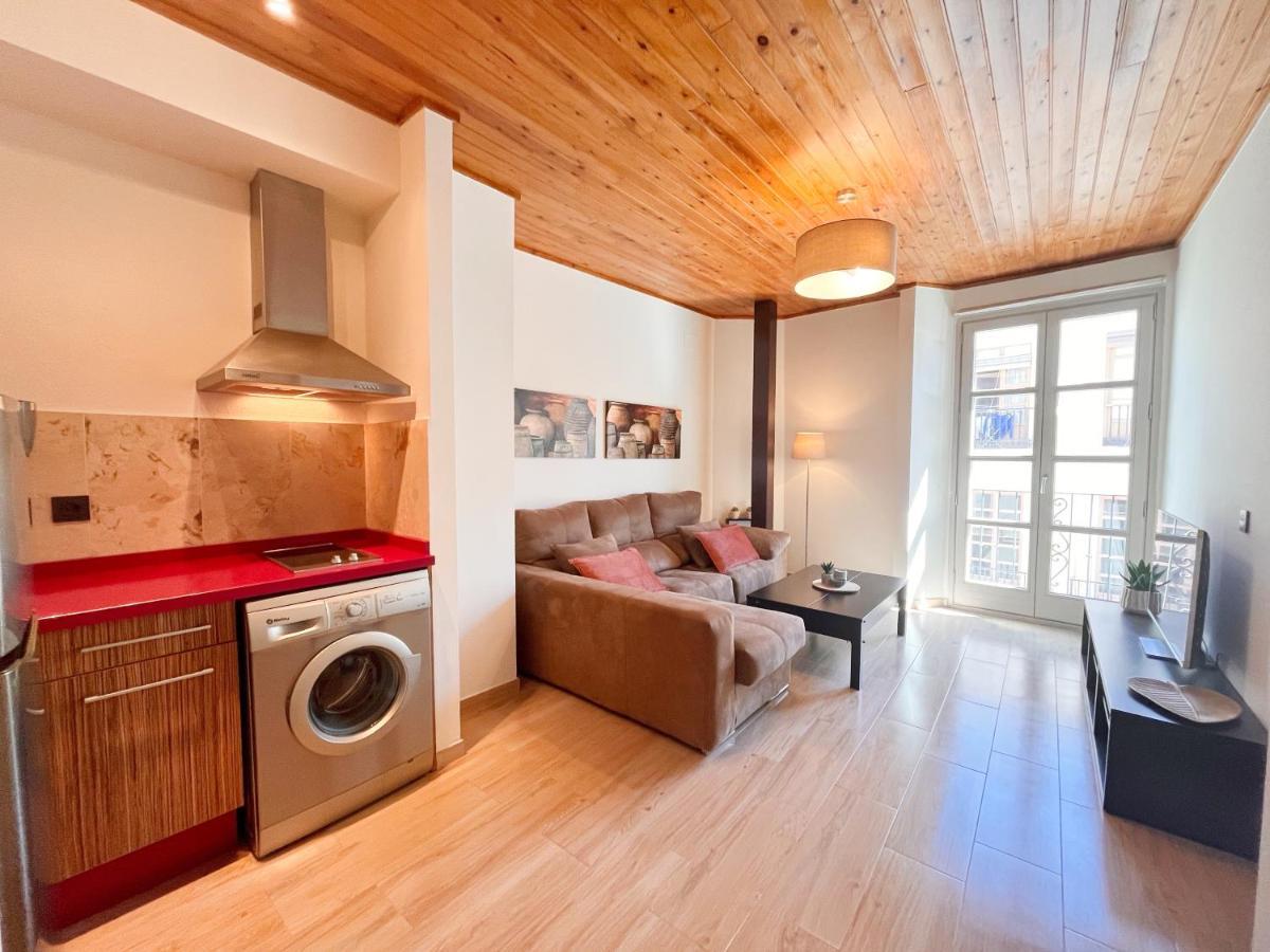 Homely Malaga Carreteria Con Piscina Εξωτερικό φωτογραφία