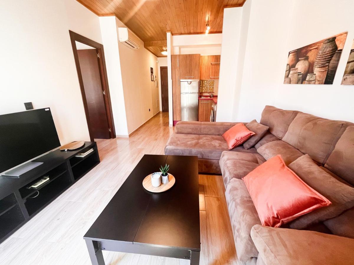 Homely Malaga Carreteria Con Piscina Εξωτερικό φωτογραφία