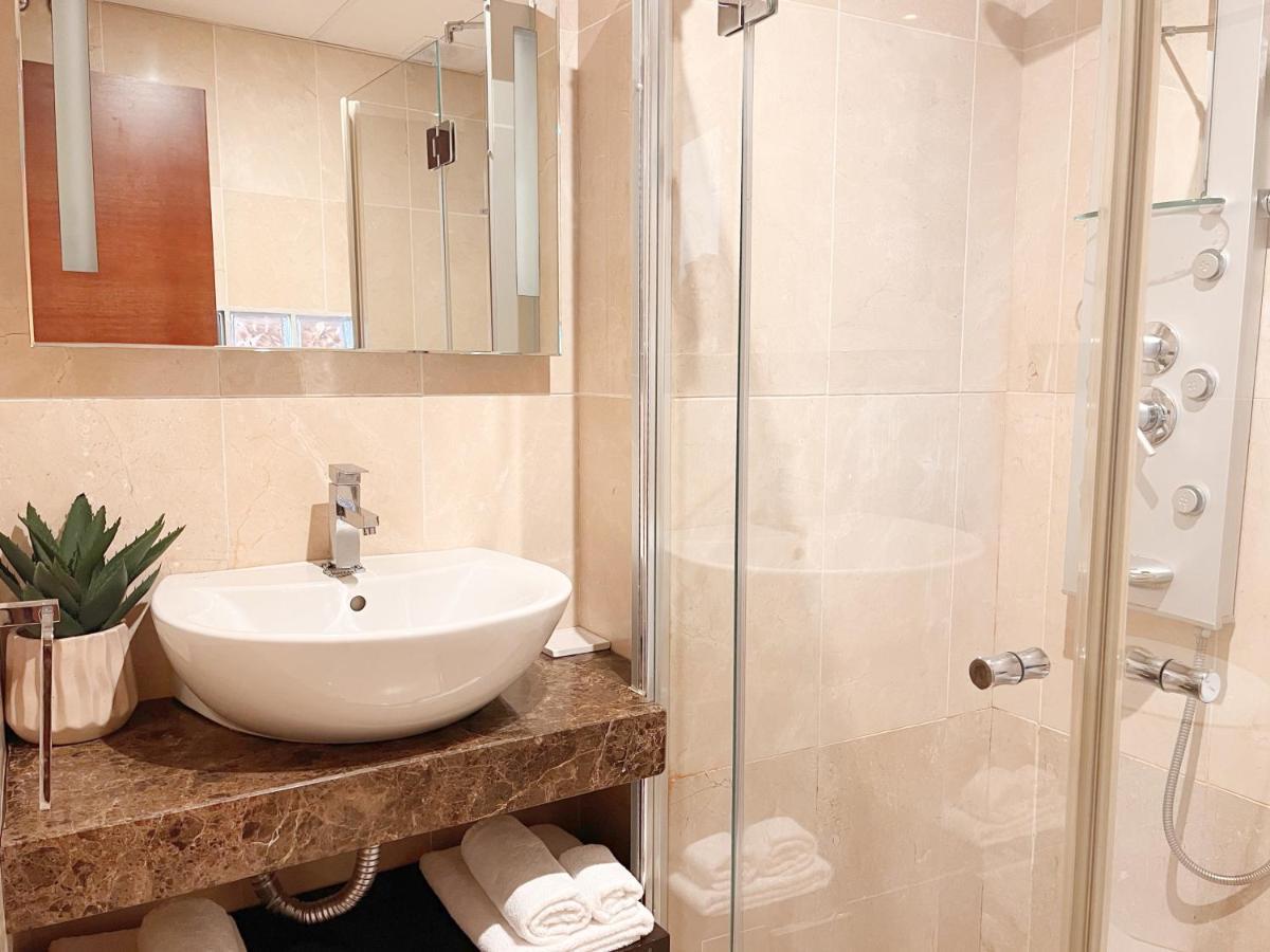Homely Malaga Carreteria Con Piscina Εξωτερικό φωτογραφία